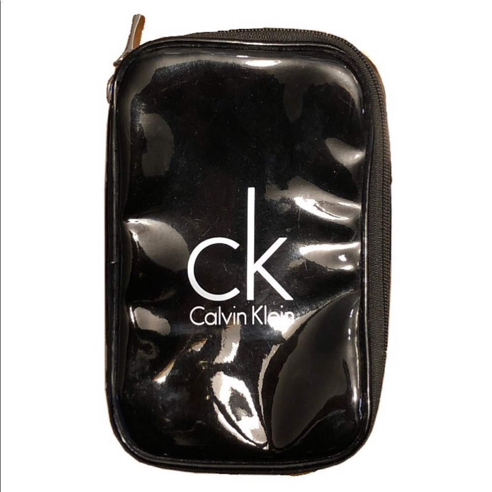 Travel bag